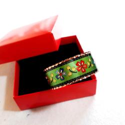 Bakır bilezik , el işçilikli lüks bilezik-bileklik harika Çiçekli model yeşil renk