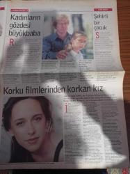 Radikal Cumartesi - 10 Ekim 1998 - Madonna - Uma Thurman - Sharon Stone- Demi Moore - 4. Avrupa Film Festivali - Atilla Dorsay - Başka Bir Marilyn Manson - Sungu Çapan - Uğur Vardan - 35. Antalya Altın Portakal Film Festivali Ulusal Yarışma Sonuçları