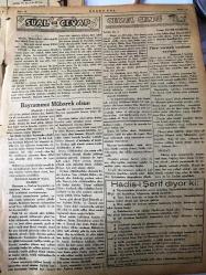 İSTANBUL DOĞRU YOL GAZETESİ YEREL TAŞRA BASINI  -  15 Ağustos 1947  YIL :1 SAYI :5 - Dinde  inkilap  yapılmasını isteyenler , acaba bunun mümkün  olamayacağını   düşünüyorlar  mı  ? - Bayramınız Mübarek Olsun   -Fakirleri de sevindirmeliyiz  yazan : Abdullah Nureddinoğlu - Filtre  vermek  büyük küçük  herkese  vaciptir  -  İyiliğin  karşılığı  , hem kulun  duası hem de hakkın  rızasıdır  yazan  : Mahmure Kirez - Kur 'an -ı  Kerim  diyor ki  : Veriniz Zenginler Veriniz  Sizi  Kapısının Ardında  Burada   Verdikleriniz  Karşılayacak   Yazan : Mustafa Ermiş -Hadis-i  Şerif  Diyor ki :Dinde İnkilap Yapılabilir mi ?