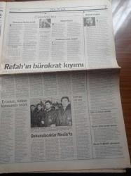 Radikal Gazetesi - 28 Ocak 1997 - Necmettin Erbakan Silah Ve Minarenin Gölgesinde - Cinci Hoca Ali Kalkancı'nın Çek Sahtekarlığı Ortaya Çıktı - McDonald's 18 Ay Ajan Gibi Çalıştı - Refah Partisi Aşçıyı Bile Değiştirdi - Almanya İle Özür Krizi