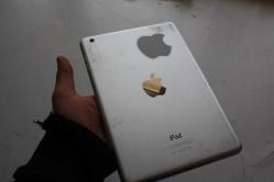 a1432 İPAD TABLET DIS EKRANI KIRIK DETAYLAR ACIKLAMADA  (YENI RAF