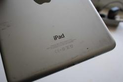 a1432 İPAD TABLET DIS EKRANI KIRIK DETAYLAR ACIKLAMADA  (YENI RAF