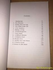 First In Line For America Annie Moore - Eithne Loughrey - Mercier Press - İngilizce Kitap (Amerika İçin İlk Sırada Annie Moore)