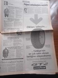 Yeni Yüzyıl Gazetesi - 16 Mart 1998 - Erden Kıral Öfkeli - Murat Göğebakan - Frankofoni Günleri Başlıyor - Bill Clinton İsyanın Eşiğinde - Ordu'dan Sert Tepki - Krizdeki İki Sıcak Nokta Türban Eylemleri Ve Fethullah Gülen - Ermeni Patriği Karekin Kazancıyan Toprağa Verildi - Seksi Siyah Naomi Campbell - Refah Partisi'nden Trilyonluk Vurgun - Hükümlü Kadın Gönül Duman Savcı Necati Özdemir İle Seks Yaptım