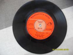 kâmuran akkor – reyhan – lâleler