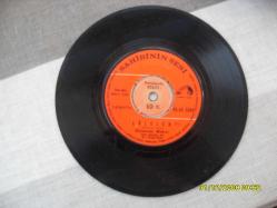 kâmuran akkor – reyhan – lâleler