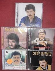 EFSANE FANTEZİ  MÜZİK Sensiz Olmuyor Seviyorum Yıllarım Unutulmayanlar 2  Unutulan  5 CD Cengiz Kurtoğlu SIFIR JELATİNLİ AMBALAJINDADIR yeni BASKI