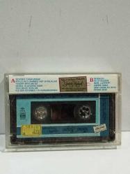 Sevgisiz Yaşayamam Emel Sayın - Kaset