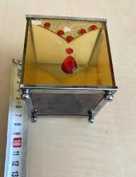 ESKİLERDEN CAM MUMLUK CAM KUTU