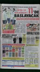 Hürriyet Gazete 10 Kasım 2016 78 Yıllık Hasret,Hillary Clinton,Donald Trump,Melania Trump,Ivanka Trump,Razi Canikligil,Dursun Özbek,Jan Olde Riekerink,Tolga Ciğerci,Cristiano Ronaldo,Florentino Perez,Alex De Souza,Arda Turan,Burak Yılmaz,Selçuk İnan,Şenol Güneş,Nevriye Yılmaz,Tuncay Şanlı,Koç - İş Bankası Atatürk Afişi