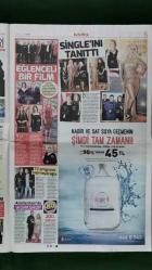 Hürriyet Kelebek Gazete 4 Kasım 2016 Yalın,Cem Yılmaz,Suzan Sabancı,Rabia Yaman,Şükrü Özyıldız,Erdal Beşikçioğlu,Demet Akalın,Merve Özbey,Erdem Kınay,Ufuk Özkan,Özge Ulusoy,Şinasi Yurtsever,Cüneyt Arkın,Betül Arkın,Murat Arkın,Kaan Arkın,Ahu Türkpençe,Ufuk Bayraktar,Atılgan Gümüş,Metin Serezli,Banu Zorlu,Erdal Güvenç,Deniz Marşan,Başak Dizer,Ayda Field,Robbie Williams,Michael Winner,Kendall Jenner,Şevket Çoruh,Ayda Zorlu,Ahmet Selçuk İlkan,Sezgi Keskin,İrem Helvacıoğlu,Özgür Aras,Camilo Guevara,Kıraç,Ali Güreli,Hopi - Türk Telekom - Abant - hurriyetemlak.com Reklamı
