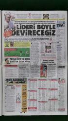 Hürriyet Gazete 4 Kasım 2016 İşte Böyle Uçtu,Adil Öksüz,Kemal Batmaz,Alper Potuk,Murat Çetinkaya,Simon Kjaer,Hasan Ali Kaldırım,Marcos Rojo,Arda Turan,Devlet Bahçeli,Recep Tayyip Erdoğan,Bekir Bozdağ,Fikri Işık,Prens Charles,Prens Harry,Hulk Hogan,Daley Blind,Fabri,Melisa Aslı Pamuk,Dilan Çiçek Deniz,Simge Sağın,Bruma,Lionel Carole,Maicon,Jan Olde Riekerink,Mesut Özil,Ferzan Özpetek,Gönül Ülkü Özcan Toprağa Verildi,Hülya Avşar,Kemal Sunal,Murat Yıldırım,Gupse Özay,Goran Bregoviç,Fenerbahçe 2-1 Manchester United,Audi - Vakko - Renault Reklamı,Seda Bakan Akbank Reklamı,Kütahya Seramik Yetkin Dikinciler Reklamı