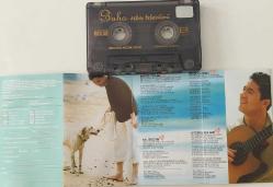 BAHA'NIN AŞKIN TEBESSÜMÜ İSİMLİ KASETİ ORİJİNAL FOTOĞRAFLARI İLE BANDRÖLLÜ NADİRDİR