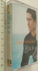 BAHA'NIN AŞKIN TEBESSÜMÜ İSİMLİ KASETİ ORİJİNAL FOTOĞRAFLARI İLE BANDRÖLLÜ NADİRDİR