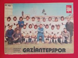 Hayat Spor Dergisi - Sayı: 6 - 5 Şubat 1975 - Kapak: Doğan Atılgan / Posterler: Gaziantepspor, Orduspor, Hatayspor, Tarsus İdmanyurdu (Ciltten çıkma)