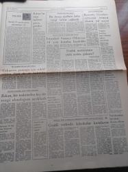 Yeni Ortam Gazetesi - 5 Temmuz 1973 - Kemal Bisalman - Mustafa Ekmekçi - İlhami Soysal - Oya Baydar - Mehmet Ali Aybar - Fakir Baykurt Köygöçüren Romanı - Sacit Erkan - Osman Nuri Koçtürk - Zühtü Bayar - Hikayeci Muzaffer Buyrukçu'nun Mağara Adlı Yapıtı İnceleniyor - Şair Cemal Süreya Papirüs Dergisini Yeniden Yayımlayacak - Nihat Erim Türkiye'de İnsan Hakları Kısıtlanmadı - Yılmaz Güney Dev Genç'e Yardım Ettim Kimseyi Saklamadım - Kanlı Pazar'ın Sorumluları Adalet Partisi Adayı Oldu