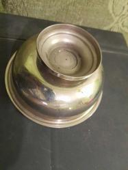YUNANCA YAZILI DAMGALI AYAKLI BAKIR ŞEKERLİK 16 CM ÇAP