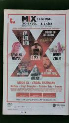 Hürriyet Pazar Gazete 25 Eylül 2016 Ablan Küpünü Doldurdu Bebeğim,Kerimcan Durmaz,Songül Öden,Ayşe Arman,Cem Adrian,Brad Pitt,Angelina Jolie,Yarbay Mehmet Alkan,Manrily Monroe,Aziz Yıldırım,Lube Ayar,Tuba Büyüküstün,Kıvanç Tatlıtuğ,Sıla Çakır,Gülben Ergen,Hadise,Demet Akalın,Miss Turkey Kampı,Rihanna,Mix Festival Reklamı