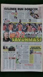 Hürriyet Gazete 26 Eylül 2016 Topkapı Sarayı Ayakta Zor Duruyor,Kaşıkçı Elması,Topkapı Hançeri,Ebru Gündeş,Reza Zarrab,Josef De Souza,Martin Skrtel,Simon Kjaer,Arcan Çetin,Mehmet Şimşek,Tarık Akan,Rutkay Aziz,Tansu Çiller,Kaan Kural,Ali Ece,Uğur Meleke,Mehmet Ekici,Dick Advocaat,Tolga Ciğerci,Aurelien Chedjou,Lionel Carole,Yusuf Erdoğan,Şenol Güneş,Demba Ba,Mesud Barzani,Selahattin Demirtaş,Osman Baydemir,Fener Rum Patriği Bartholomeos,Natacha Atlas,Serkan Çağrı,Muhammed Erbek,Perihan Savaş,Selda Bağcan,Sıla,Davut Güloğlu,Sara Sampaio,Akkök Holding - Tivibu - Fiat - Garanti Reklamı