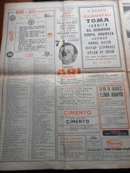 Hürriyet Gazetesi - 12 Temmuz 1969 - Celal Bayar Anlatıyor Başvekilim Adnan Menderes Yazı Dizisi - Saksonyalılar - Hafta Sonu Gazetesi Ses Birincisi Zeki Çetin - Kent Ve Site Sinemalarının 1969 1970 Dev Film Listesi - Sütlü Arı Mama - Öz Malınız Pop İkramiyelidir - Türkan Şoray - Mobilet Marka Harika Motorlu Bisiklet