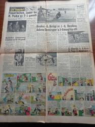 Hürriyet Gazetesi - 16 Ekim 1960 - Yassıada Köpek Davası - Celal Bayar'ın Kızı Nilüfer Gürsoy Babanız Adnan Menderes İle Dargın Mıydı Sorusuna Cevap Verdi - Celal Bayar İle Nedim Ökmen İçin Tatbiki İstenen Madde T.C.K 209 - Yüksek Adalet Divanı Başkanı Salim Başol - Altay Ömer Egesel - Fenerbahçe İzmir'de Karşıyaka'yı 7 1 Yendi - Mahallî Lig - Basketbolda Galatasaray Darüşşafaka'yı Yendi