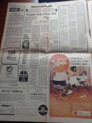 Milliyet Gazetesi - 27 Kasım 1972 - Dünya Liderleri Ve Ortaları - Fenerbahçe Altınordu'yu Kolay Yendi - Küçükçekmece Bakırköy Maçında 4 Futbolcu Hastanelik Oldu - Didi Türk Vatandaşı - Yüksek Planlama Kurulu 1973 Yılı Programını Görüşmeye Başladı - Burhan Felek - Bülent Ecevit Seçilme Şansımız Olmasa Da Seçim İstiyoruz - Ziya Müezzinoğlu - Demokratik Partisi Genel Başkanı Ferruh Bozbeyli - Turhan Feyzioğlu