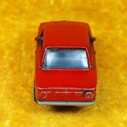 1969 BMW 2002 KIRMIZI RENKLİ METAL OYUNCAK ARABA 2018 MATTEL MADE IN THAILAND