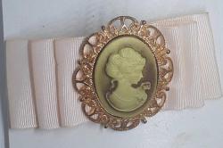 Vintage Cameo Broş