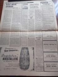 Cumhuriyet Gazetesi - 13 Aralık 1968 - Kurucusu Yunus Nadi - İlhan Selçuk - Anayasa Diyor Ki - Maliye Bakanı Cihat Bilgehan Adil Vergi Sistemini Sabundu- İskenderun'da Sel Felaketi - Nixon'un Ortağı John Mitchell Adalet Bakanı Oldu - Ankara Üniversitesi Tam Gün'ü Kabul Etti - Adalet Partisi Temsilciler Meclisinin Beş Senatör Üyesi Seçildi