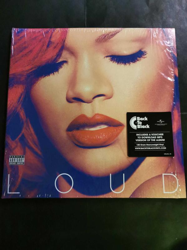 rihanna platinum albums