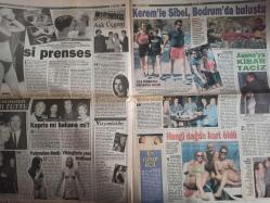 Haftasonu Türkiye'nin En İyi Magazin Gazetesi - 9 Ağustos 2000 - Sayı:32 - İsmail Türüt - Zeki Müren - Kadir İnanır - Ayşe Hatun Önal - Erkan Ocaklı - Uğur Güneri - Duygu Dikmenoğlu - Ajda Pekkan - Selim Cem Uzakdoğulu - Özgül Kavruk - Buket Saygı - Aşkın Nur Yengi - Mehmet Ali Erbil - Nefise Karatay - Mete Topçuoğlu - Hande Yener - Uğur Kirik - Leyla Somer - Erdal Acar - Ruken Demirer - Deniz Akkaya - Cenk Eren - Kenan Doğulu - Serap Akıncı - Tuğba Özay - Ayça Tüylüoğlu - Pınar Altuğ - Şebnem Çapa - Ayşegül Dinçkök - Erhan Önal - Nadire İçkale - Zekai Erdem - Cihan Doğan - İzzet Çapa - Tolga Sezgin - Candan İrengün - İlker Çebi - Hakan Dolakay - Turgay Artam - Esat Edin - Selin Esinli - Semiramis Galvani - Akın Öngör - Selhan Aloğlu - Derin Mermerci - Meg Ryan - Dennis Quaid - Neve Campbell - Kerem Alışık - Fedon - Sezen Aksu - Ebru Gündeş - İbrahim Tatlıses - Derya Tuna fotoğraf ve haberi - Tam Takım Gazete