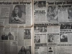Show Magazin Haftalık Aktüel Gazetesi - 10 Mart 1995 - Sayı:95 - Perihan Savaş - Yılmaz Zafer - Tayyar Yıldız - Arzum Onan - Kibariye - Ümit Besen - Ercan Turgut - Yasemin Yalçın - Fedon - Suzan Avcı - Levent Yüksel - Emel Müftüoğlu - Hülya Avşar - Güler Kazmacı - Meral Konrat - Soner Arıca - Barış Manço - Tanju Okan - Arif Demir - Belkıs Akkale - Şahin Özer - Seher Özen - Sevim Çağlayan - Mehmet Ali Erbil - Engin Koç - Agah Özgüç - Yılmaz Güney - Özlem Ersoy - Aydan Burhan - Tunca Yönder - Türkan Şoray - Cornelius Bischoff - Turhan Aslan - Gülsüm Aslan - Selim Alpar - Serpil Berk - Sezai Çağdaş - Muazzez Ersoy - Mine Koşan - Murat Yalçın - Fatih Ürek - Ali Kırca - Burak Kut - Ahmet Kaya - Fedon - Banu Alkan - Mahsun Kırmızıgül - Mustafa Sandal - Tarık Akan - Coşkun Sabah - Cem Özer - Sezen Aksu - İbrahim Tatlıses - Ayşegül Aldinç - Sezen Aksu - Uğur Yücel - Şener Şen fotoğraf ve haberi - Tam Takım Gazete