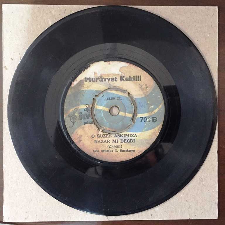 Yoqimli ona uni eshakda berdi