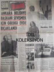 Son Aktüalite Gazetesi - 25 Şubat 1968 - Sayı:609 - Ankara Belediye Başkanı Sevişmek İçin Girdiği Evde Bıçaklandı haberi - Halil Sezai Erkut - Avni Alnıak - Hamiyet Yüceses - Nurten Özer - İlhan Turan - Haşim İşcan - Ertuğrul Akbay - Kadırga Güzelinin Nikahını  Kıydı haberi - Cehennemde İnecek Var fotoromanı - Emine Bacı - Ambra Buzdolabı Reklaı - Şantaj Hikayesi - Aşk İnsanı Yaşatır fotoromanı - Faye Dawson - Benny Brown - Akıllı Gorillerin Dünyası haberi - Gripin İlaç Reklamı - Renkli Ansiklopedi Kireç Haberi - 100 Katlı 337 Metre Yükseklikte Dünyanın En Modern İş Hanı - Bellman Herzand - Rüyalara Kadın Girince haberi - Tarsus'ta Bir Dut Ağacının Dibinde Kleopatranın Hazinesi Aranıyor fotoğraf ve haberi - Tam Takım Gazete