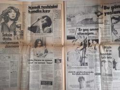 Haftasonu Türkiye'nin En İyi Magazin Gazetesi - 3 Kasım 1978 - Sayı 45 - Kaptan Cemil Turan-Engin Verel-Elif Pektaş - Metin Türel - Güngör Sayarı - Kahkaha Bilmecesi haberi - Tarık Akan - Nazan Şoray - Filiz Akın - Claudia Cardinale - Rana Alagöz - Anthony Hopkins - Jane Fonda - Selami Şahin - Alev Altın - Aydemir Akbaş - Serpil Barlas - Ajda Pekkan - Kom Gecelik Reklamı - Nur Demiriz -, Saçlarınızın Düşmanı haberi - Safiye Ayla - Seçil Heper - Müjde Ar - Aysel Gürel - Pınar Molay - Tülin Baydun - Betigül Selçuk - Müge Gökçe - Bedri Elibol - Metin Luca - Rana üreyan - Zehra Evirgen - Nermin Güneri - Saygı Öztürk - Lütfü Aksungur - John Travolta - Melih Kibar - Anne Armstrong Thompson - Keith Moon - Metin Türel- Bahar Erdeniz - Parla Şenol fotoğraf ve haberi - Tam Takım Gazete