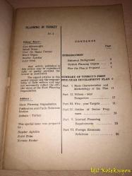 Planning in Turkey - Summary of The First Five Year Plan - Review of The State Planning Organization - İngilizce (Türkiye'de Planlama - Birinci Beş Yıllık Planın Özeti)