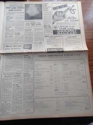 Cumhuriyet Gazetesi - 19 Nisan 1969 - Kurucusu Yunus Nadi - İlhan Selçuk - Fakir Baykurt - Burhan Felek - Şevket Süreyya Aydemir - Adnan Menderes'in Dramı Yazı Dizisi - Galatasaray'ın Şampiyonluk Şansı %65 - Bir Takım Lige Bugün Veda Edecek - Dubçek'in İstifasından Sonra Prag'da Hava Gergin - TRT Tasarısının Da Geri Alınması İsteniyor - Orman Tasarısı Anayasaya Aykırıdır - Orgeneral Cemal Tural Erdek'te Büyük Bir Arsa Satın Aldı