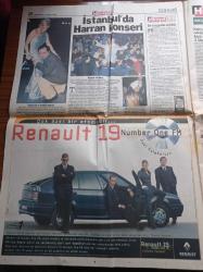 Hürriyet Gazetesi - 2 Kasım 1998 - Tansu Çiller Türbanlı Posterini Yakaladı - Deniz Baykal - Mesut Yılmaz'ın Kardeşi Turgut Yılmaz Siyasete Isınıyor - Oğuzhan Asiltürk Cihat İlan Etmedim - Fazilet Partisi'nde Necmettin Erbakan Krizi - Susurluk Geride Kalan Kadınlar Yazı Dizisi - Emlakbank Yasa Tanımıyor - Sarıyerspor Güle Oynaya - Ebru Gündeş Türk Erkeği Ete Doydu - İsmet Sezgin İntiharı Önledi