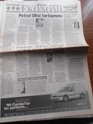 Hürriyet Gazetesi - 13 Ekim 1998 - Alaattin Çakıcı 600 Milyar Dağıttı - Orhan Gencebay'ın Oğlunun Nikâh Şahidi Sakıp Sabancı - İşte Alaattin Çakıcı'nın Fatma Uçan ablası - Necla Nazır Atatürk Kadınıyım Elhamdülillah - Köprüde Türban Eylemi - Mehmet Ağar'a Şok Suçlama - Mehmet Eymür - Elvir Boliç  Sakatlandı