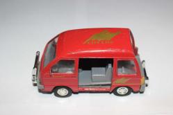 Sseca Toy marka 1:32 ölçekli minivan (sürtmeli)