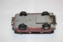 Sseca Toy marka 1:32 ölçekli minivan (sürtmeli)