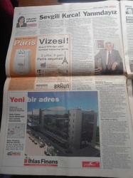 Milliyet Gazetesi - 1 Kasım 1998 - Sanatçılar Direnişi - RTÜK'e Öfke Artıyor Bizimkiler Ve Mahallenin Muhtarları Da Eylemde - Umur Bugay Ve Kandemir Konduk Da RTÜK'e Karşı Bayrak Açtı - Hava Korsanı Erdal Aksu Gece Gömüldü - Müjde Ar'dan Cumartesi Annelerine Destek - Ali Poyrazoğlu - Türkan Şoray - Hagi Varsa Sorun Yok -  Fenerbahçe Söktü Aldı