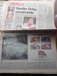 Milliyet Gazetesi - 11 Ekim 1998 - Milli Takım 47 Yıl Aradan Sonra Almanya'yı Yendi - Mustafa Denizli - Ogün Temizkanoğlu - Yargıtay Başsavcısı Vural Savaş Refah Partisi'nin Kapatılma Gerekçesini Açıkladı - Serpil Öğretmene Tecavüz Edip Öldüren 4 Çocuk Artık Yaşayamayız Diyorlar - Duygu Asena - Serdar Ortaç Cezaevinde - Aylin Livaneli