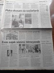 Milliyet Gazetesi - 9 Ekim 1998 - Recep Tayyip Erdoğan Şiir Değil De Plaka Okusam Yine Suçlarlardı -  Renan Demirkan'a Alman Liyakat Nişanı - Gündem Şam'a Askeri Diplomatik Önlemler - Serpil Öğretmeni Zevk İçin Öldüren Dört Sapık Yakalandı - Recep Tayyip Erdoğan Cezaevinden Çıktıktan Sonra Eski İşi Gıda Toptancılığına Devam Edeceğim - Serdar Ortaç İçin Tutuklama Kararı - Nobel Ödülü Saramago'ya