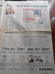 Radikal Gazetesi - 17 Kasım 1998 - Apo İade Edilmezse Roma Devlet İhalelerinden Dışlanacak Ticaret Sınırlanacak - Apo Yargıç Önüne Çıktı - İtalya Başbakanı D'Alema Abdullah Öcalan'ın Geleceğini Türk Büyükelçiliğinden Öğrendim - İş Dünyası İtalya'ya Boykotu Tartışıyor - İdam Tasarısı İmzada - Rahmi - Dışişleri Bakanı İsmail Cem - DYP Koalisyona Çağrıldı