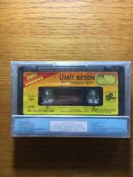 ÜMİT BESEN - BİR TANESİN SEN JELATİNİNDE