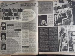 Ses Haftalık Aktüalite Sinema Tiyatro Müzik ve Gençlik Mecmuası Dergisi - 18 Kasım 1972 - Sayı:47 - Türkan Şoray - John Payne - Susan Marrow - Richard Arlen - Louis Hayward - Elif Naci - Bedia Diker - İhsan Hınçer - Metin Ersen - Veronica Lake - İda Lupino - Agnes Varda - Cahide Sonku - Cahit Oben - Türkan Şoray - Seyyal Taner - William Wyler - Zeki Müren - Ali Poyrazoğlu - Emel Sayın - Aydemir Akbaş - Tülin Örsek - Alain Delon - Jean Pierre Melville - Walter Matthau - Orkid Ped Reklamı - Cüneyt Arkın - Gülden Kıncal - Cömert Baykent - Ahu Tuğbay - Judy Garland - Turhan Selçuk - Roger Moore - Kamuran Akkor - Hikmet Münir Ebcioğlu - TOFAŞ Araba Reklamı fotoğraf ve haberi - 32 Sayfalık Dergi