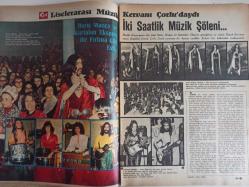 Ses Haftalık Aktüalite Sinema Tiyatro Müzik ve Gençlik Mecmuası Dergisi - 16 Mart 1974 - Sayı:12 - Türkan Şoray - Neşe Karaböcek - Orhan Göktürk - Sedat Tuna - Gülden Karaböcek - Atilla Alpsakarya - Barış Manço - Nur Moray - Celal Güven - Murat Ses - Ohannes Kemer - Mustafa Sarışın - Özkan Uğur - Türkan Şoray - Osman Seden - Zerrin Arbaş - Yıldırım Gencer - İrfan Ünal - İva Zanicchi - Anna Melato - Ali Poyrazoğlu - Nezihe Araz - Fatma Girik Posteri - Meral Zeren - Ferda Büyükgüneş - Sırrı Gültekin - Hakan Balamir - Safa Önal - Tarık Akan - Erkin Koray - Cüneyt Arkın - Filiz Şahinbaş - Perihan Savaş - Hale Soygazi - Aytaç Arman - Genco Erkal - Meral Taygun - Hikmet Münir Ebcioğlu - Murat 124 Araba Reklamı fotoğraf ve haberi - Tam Takım Dergi