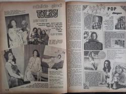 Ses Haftalık Aktüalite Sinema Tiyatro Müzik ve Gençlik Mecmuası Dergisi - 17 Mayıs 1975 - Sayı:20 - Türkan Şoray - Uğur Dündar - Atıf Yılmaz - Hülya Koçyiğit - Necdet Tosun - Filiz Akın - Hüseyin Baradan - Muzaffer Tema - Orhan Alkan - Ayhan Işık - Kayhan Yıldızoğlu - Feridun Karakaya- Nuri Sesigüzel - Necdet Yosun - Muzaffer Yosun - Türker İnanoğlu - Ekrem Bora - Kadir İnanır - Vahi Öz - Mualla Sürer - Hülya Koçyiğit - Nilüfer Koçyiğit - Melek Koçyiğit - Bekir Çelenk - Itır Esen - Müjde Ar - Erol Büyükburç - Emel Sayın - Seçil Heper - Ajda Pekkan - Yusuf Sezgin - Filiz Akın - Meral Orhonsay - Warren Beatty - Julie Christie - Goldie Hawn - Cüneyt Arkın - İrfan Atasoy - Feri Cansel - Bülent Kayabaş - Mürüvvet Sim - Emma Peel - John Steed - Müjdat Gezen Posteri - Hakan Balamir - Mesut Engin - Behzat Şenyıldız - Fatma Girik - Taner Şener - Tina Turner - Maggie Beli - Verenique Sanson - Lale Çarşaf Reklamı,Müjdat Gezen palyaçolu posteri, fotoğraf ve haberi - Tam Takım Dergi