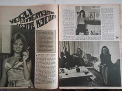 Ses Haftalık Aktüalite Sinema Tiyatro Müzik ve Gençlik Mecmuası Dergisi - 16 Mart 1968 - Sayı:12 - Türkan Şoray - Rüçhan Adlı - Ekrem Bora - Ekrem Gökkaya - Erden Güvenç - Ergun Köknar - Erol Keskin - Erol Taş - Carol Channing - Julie Andrews - Brigitte Bardot - Fikret Hakan - Lynn Redgrave - Rex Harrison - Ediz Hun - Hülya Koçyiğit - Selim Soydan - Duygu Alev - Fatma Karanfil - İnci Gökmen - Müjgan Ağralı - Reyal Varol - Seyyal Taner - Nil Kutval - Piraye Uzun - Zühal Gülsoy - Ülkü Özen - Senih Orkan - Nancy Sinatra - Sıdıka Dümer - Nermin Şenses - Hakkı Karadayı - Lux Sabun Reklamı - Herko Kumaş Reklamı - Selçuk Alagöz - Rana Alagöz - Yılmaz Güney - Nebahat Çehre - Türkiye İş Bankası Reklamı - Tursil Deterjan Reklamı fotoğraf ve haberi - Tam Takım Dergi